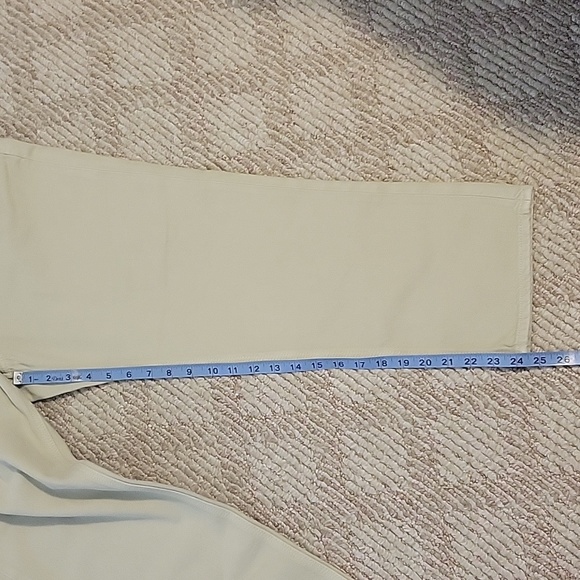 Old Navy High Rise Khakis Slouchy Straight - Picture 4 of 5